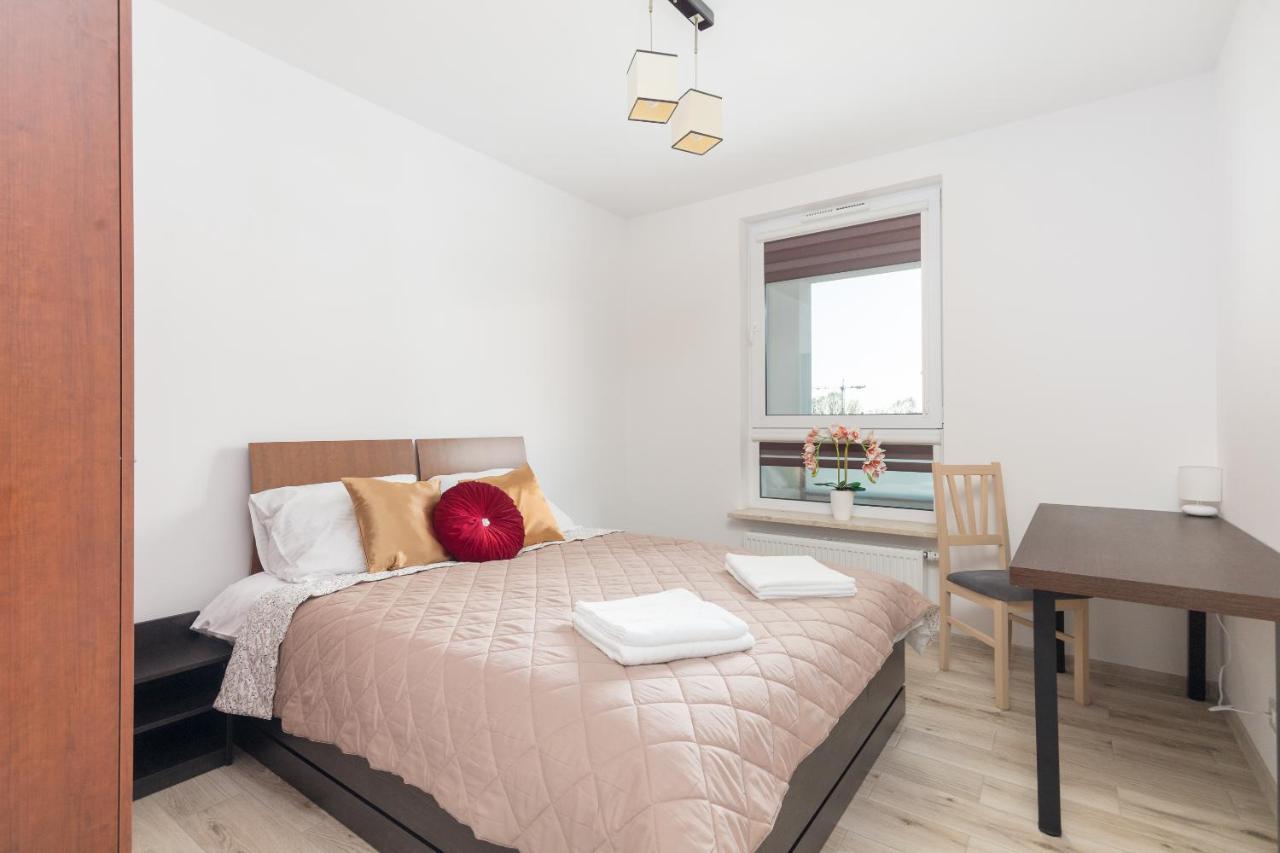 وارسو Metro Targowek Homely Apartment المظهر الخارجي الصورة
